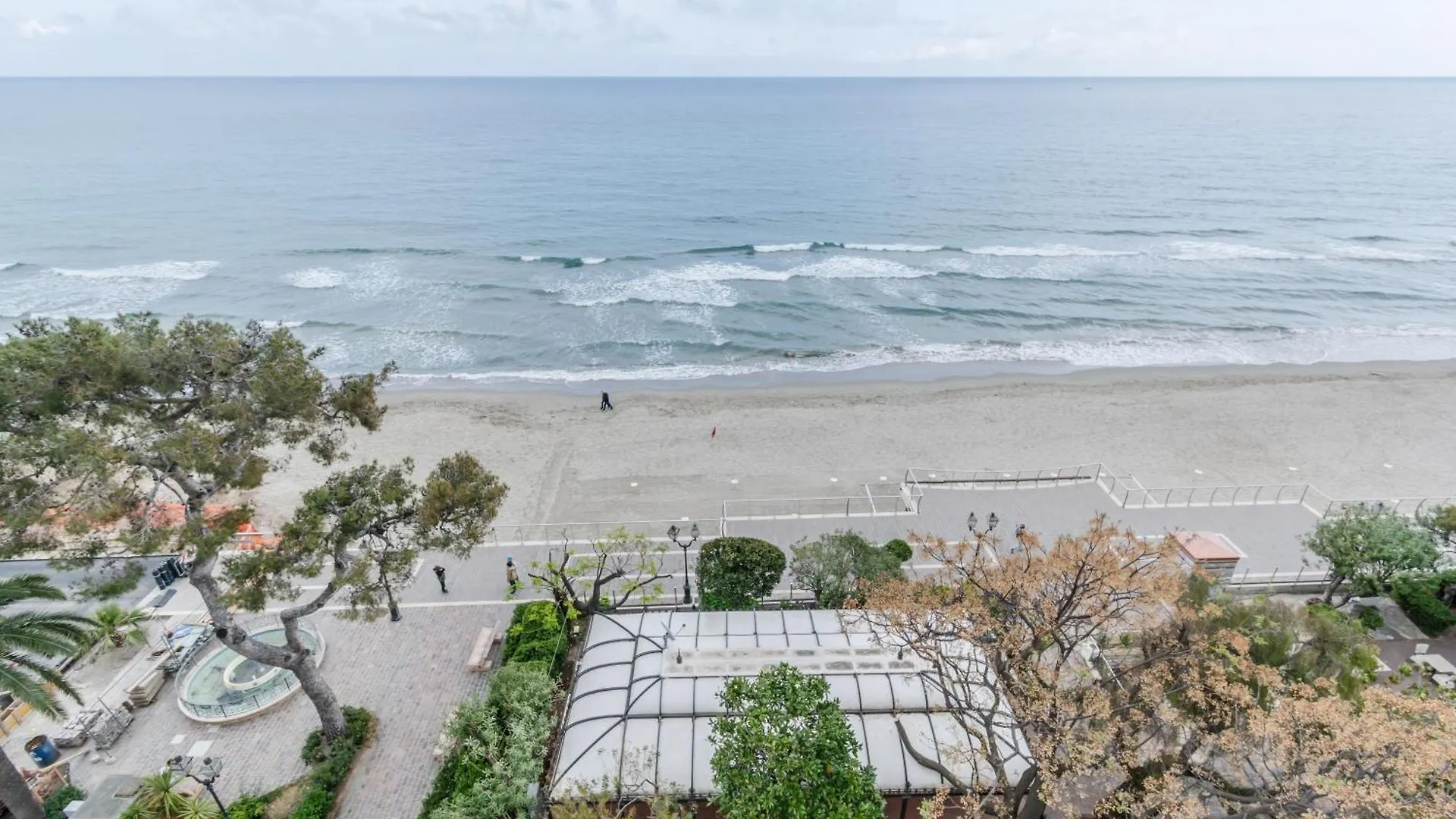 Hotiday Room Collection - Mediterranee Alassio Italy