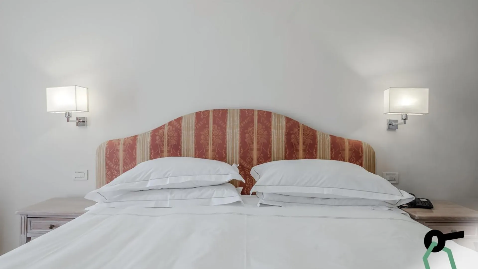 **** Hotel Hotiday Room Collection - Mediterranee Alassio Italy