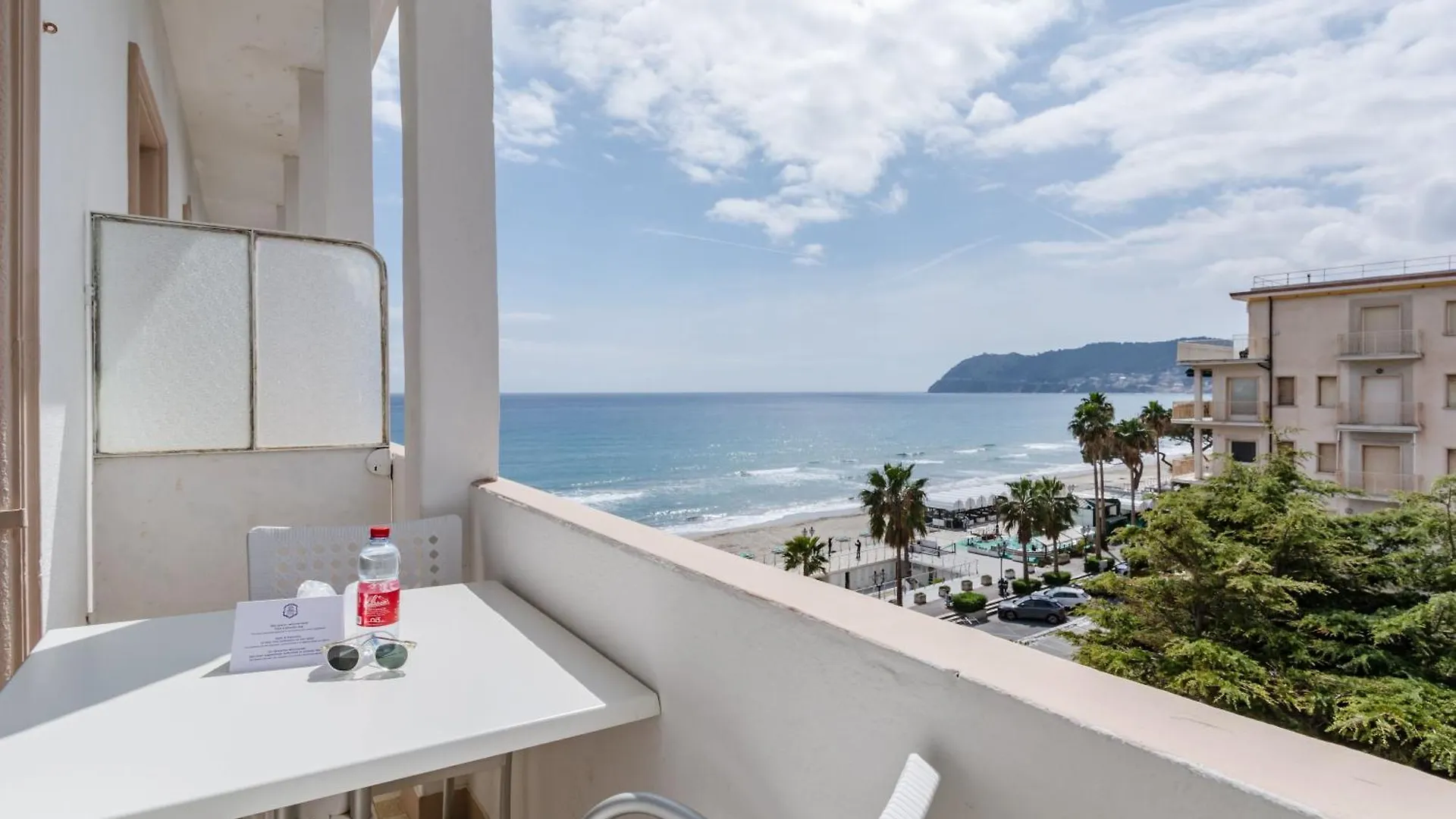 Hotiday Room Collection - Mediterranee Alassio Hotel