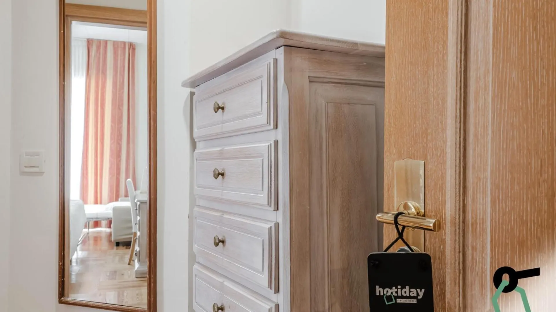 **** Hotel Hotiday Room Collection - Mediterranee Alassio Italy