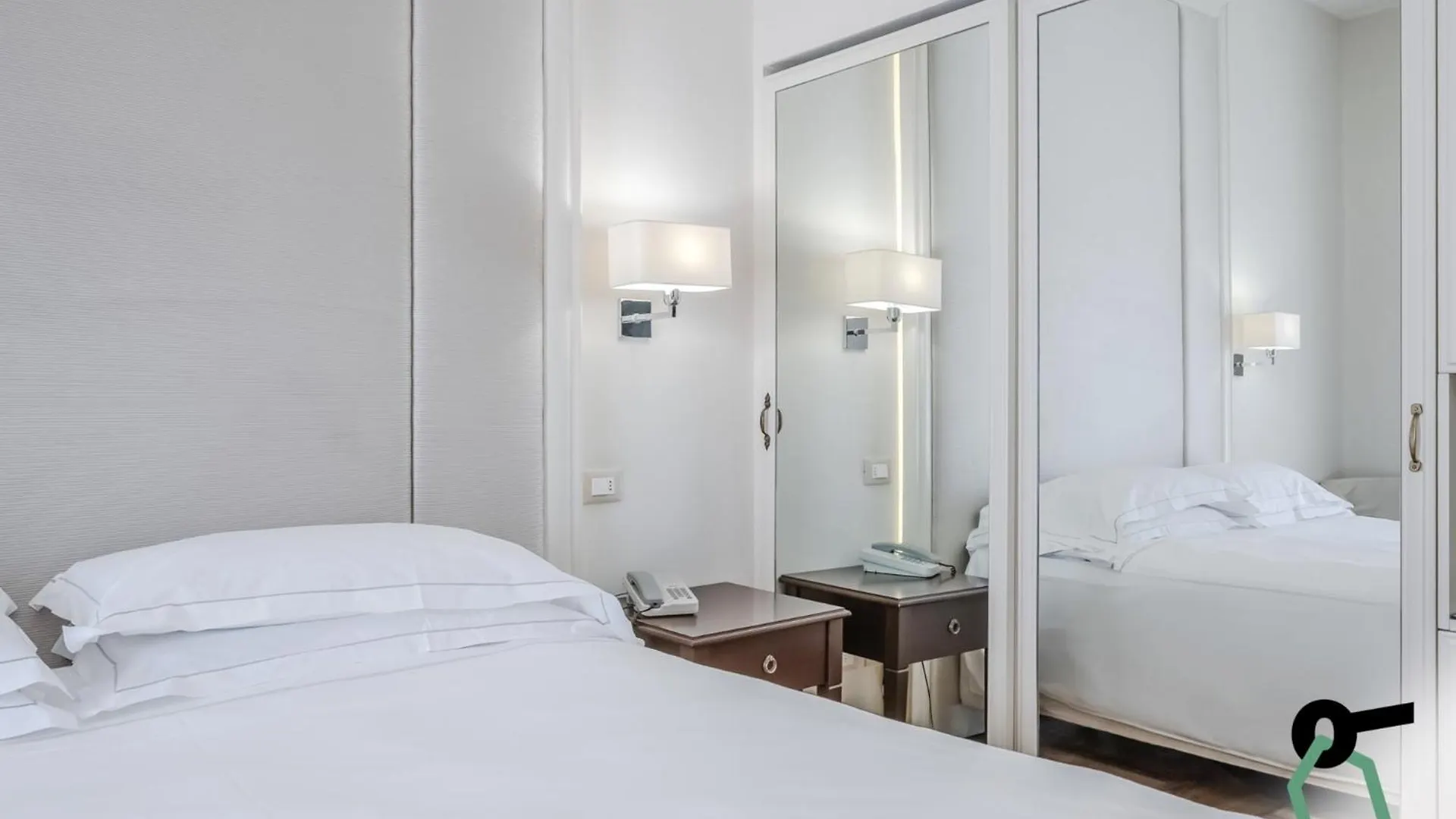 Hotiday Room Collection - Mediterranee Alassio 4*,