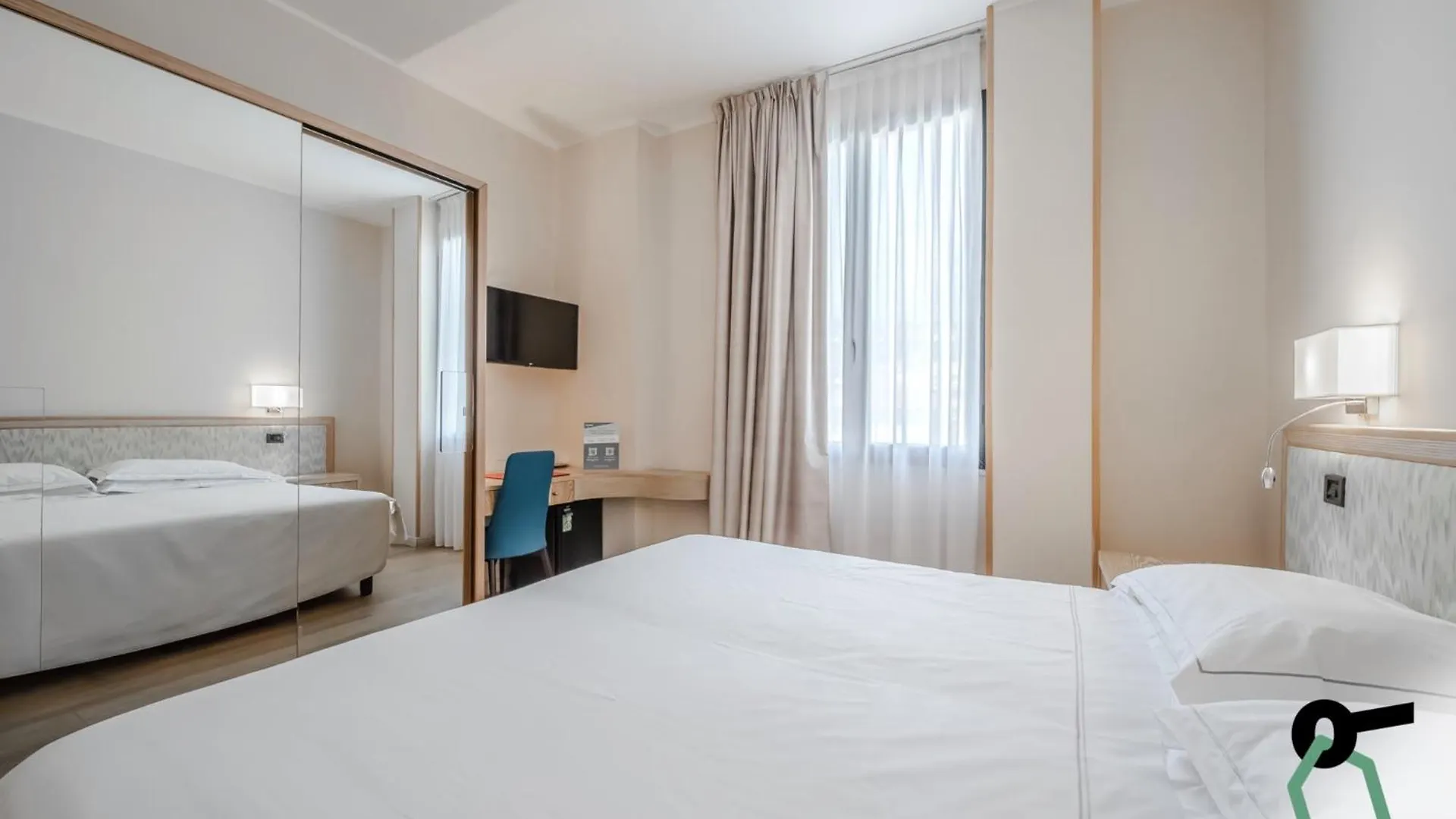 Hotiday Room Collection - Mediterranee Alassio 4*,